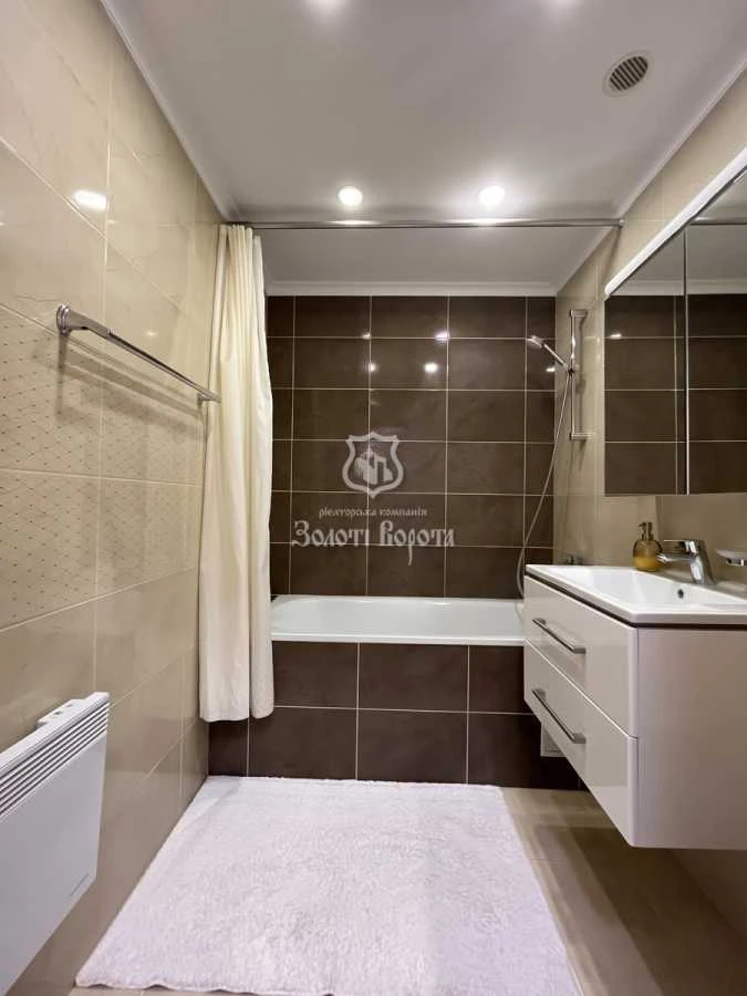 Продажа 2-комнатной квартиры 72.9 м², Михаила Донца ул., Лом