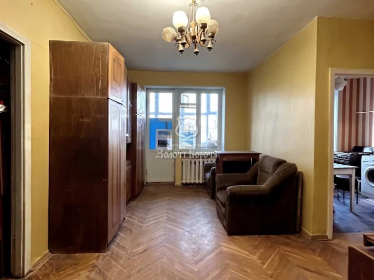 Sale of a 2-room apartment 43.2 sq m, Builders Street, 5