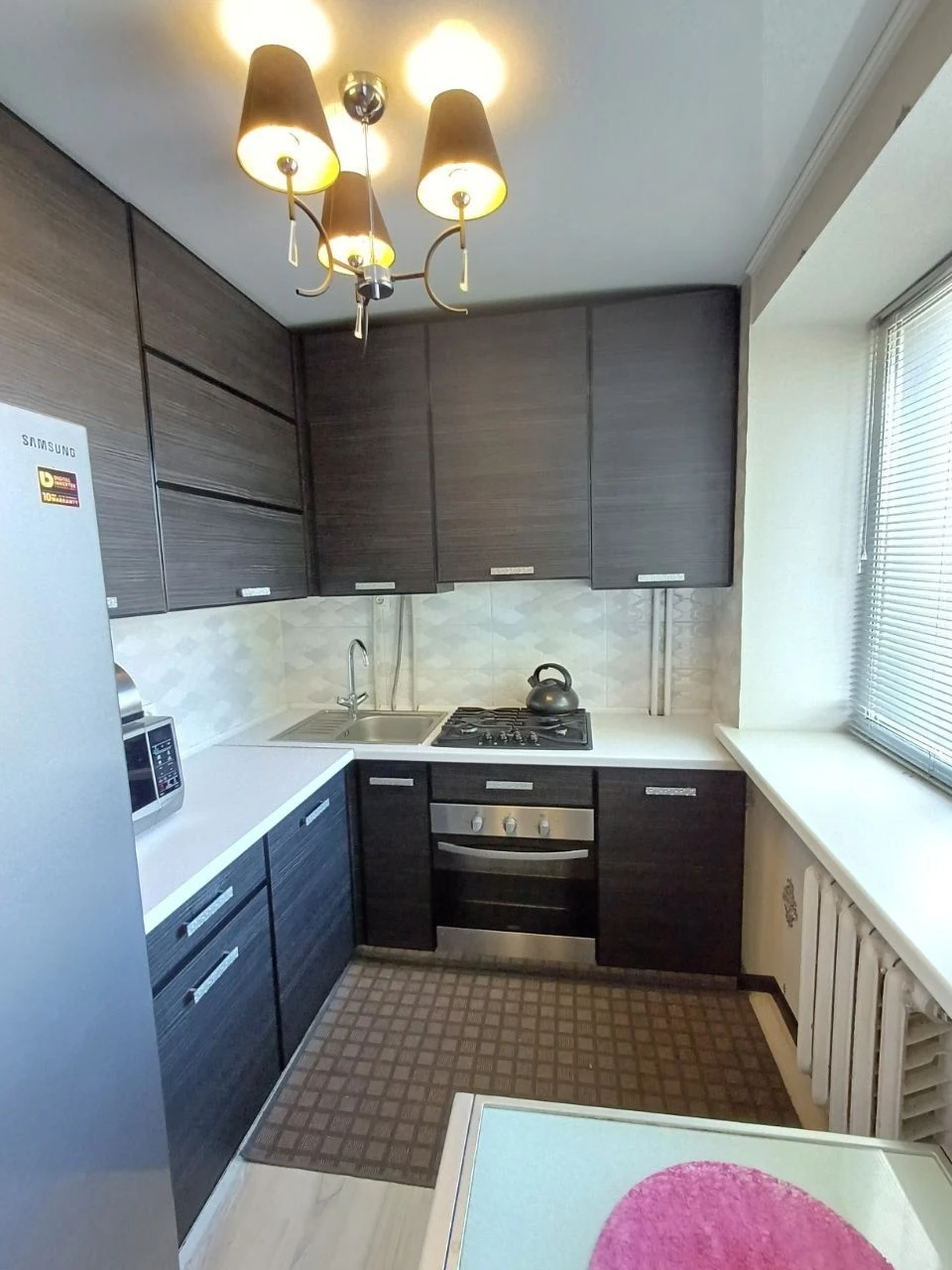 Продам 3к квартиру с ремонтом и автономным отоплением