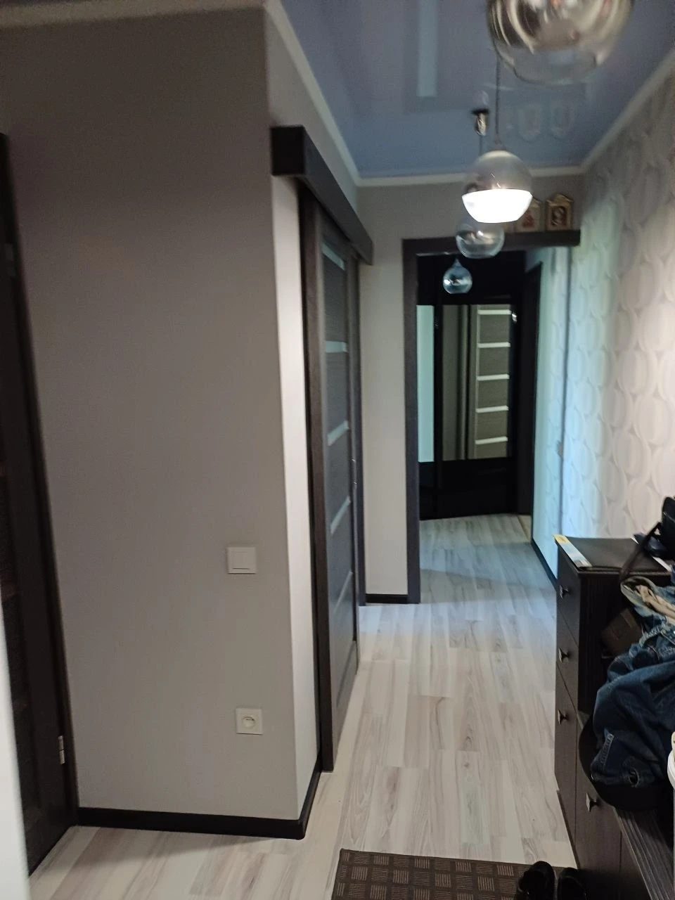 Продам 3к квартиру с ремонтом и автономным отоплением