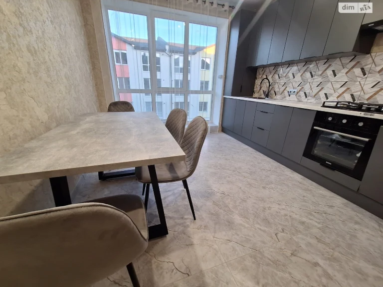 Long-Term Rental Apartment Lenin