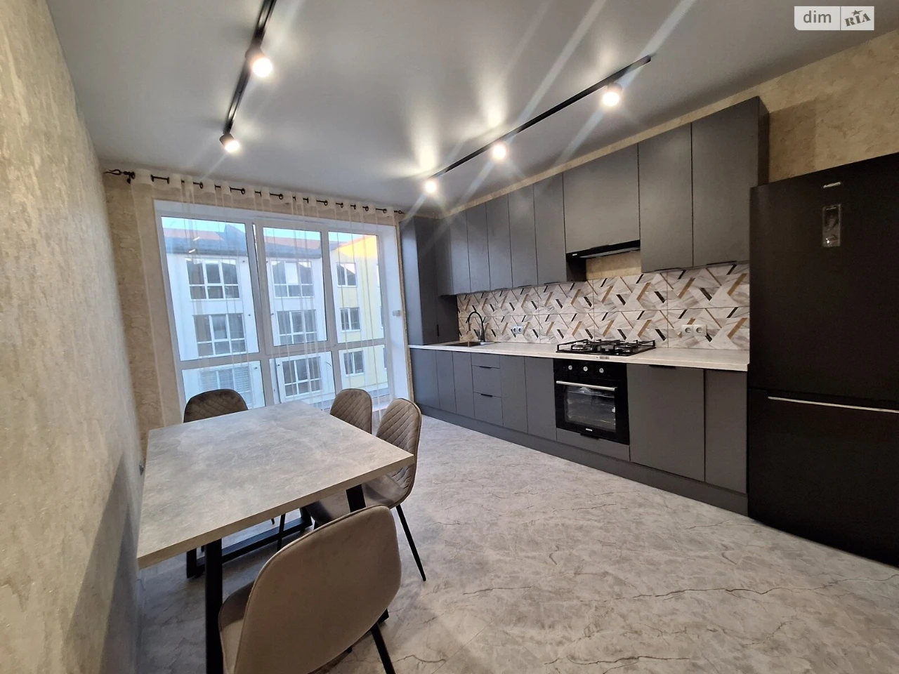 Long-Term Rental Apartment Lenin
