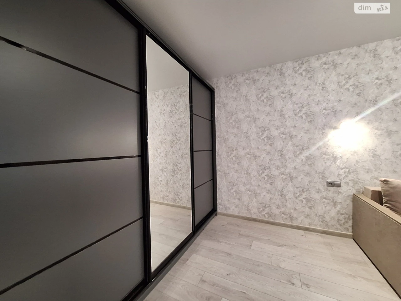 Long-Term Rental Apartment Lenin