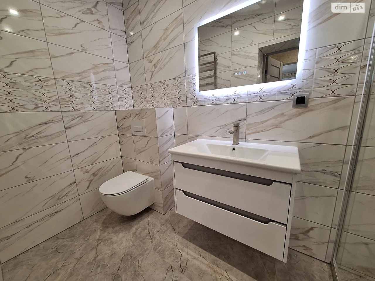 Long-Term Rental Apartment Lenin