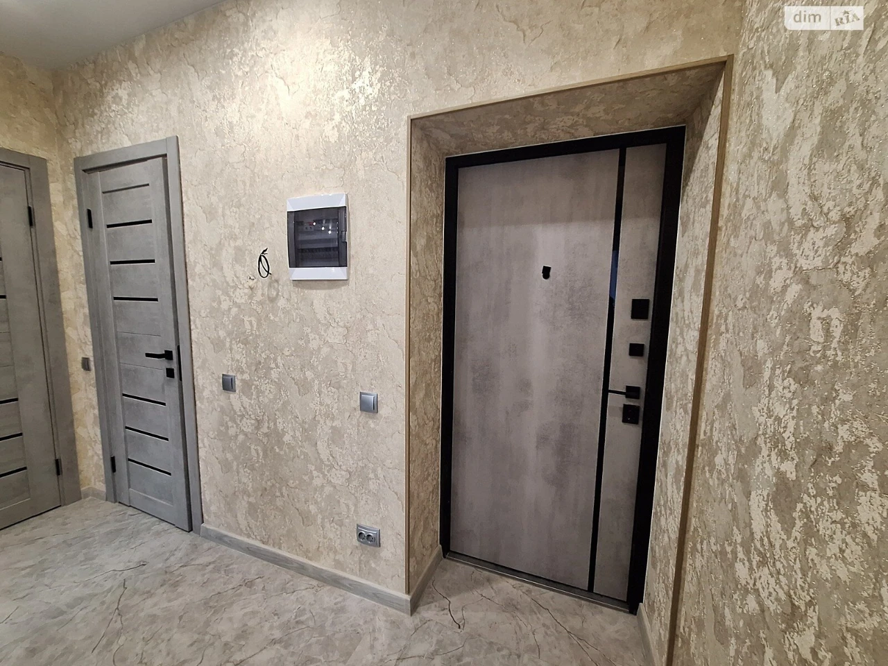 Long-Term Rental Apartment Lenin