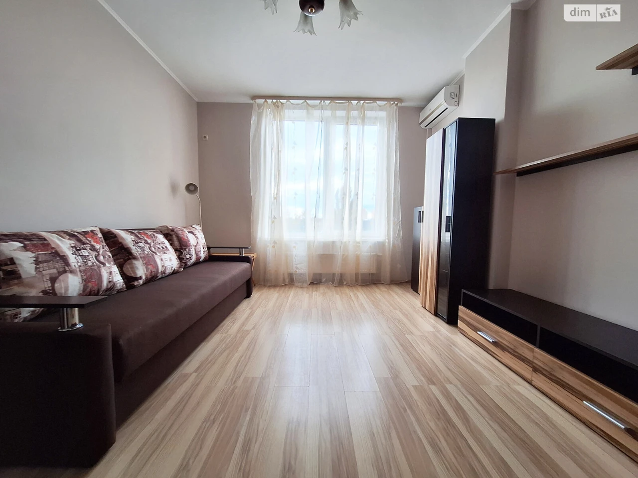 Long-Term Rental Apartment, Obol'