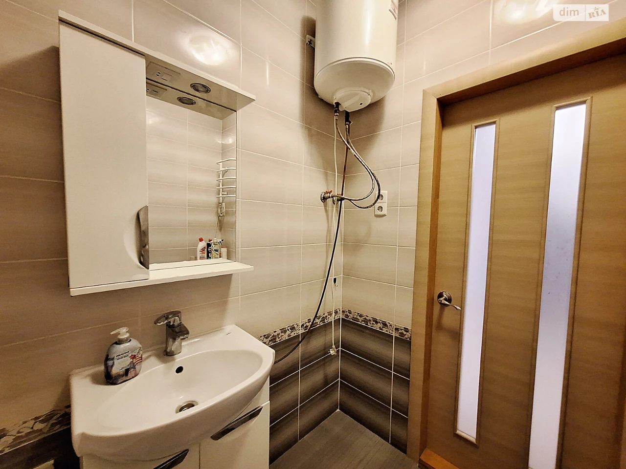 Long-Term Rental Apartment, Obol'