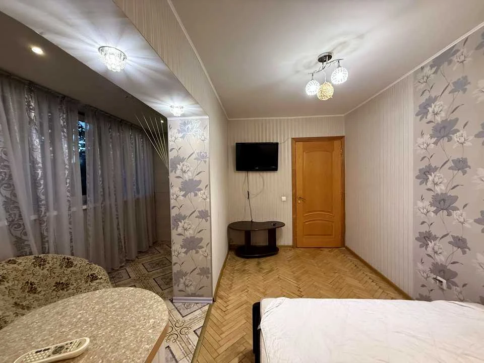 Квартира. Київ, Харківське шосе
