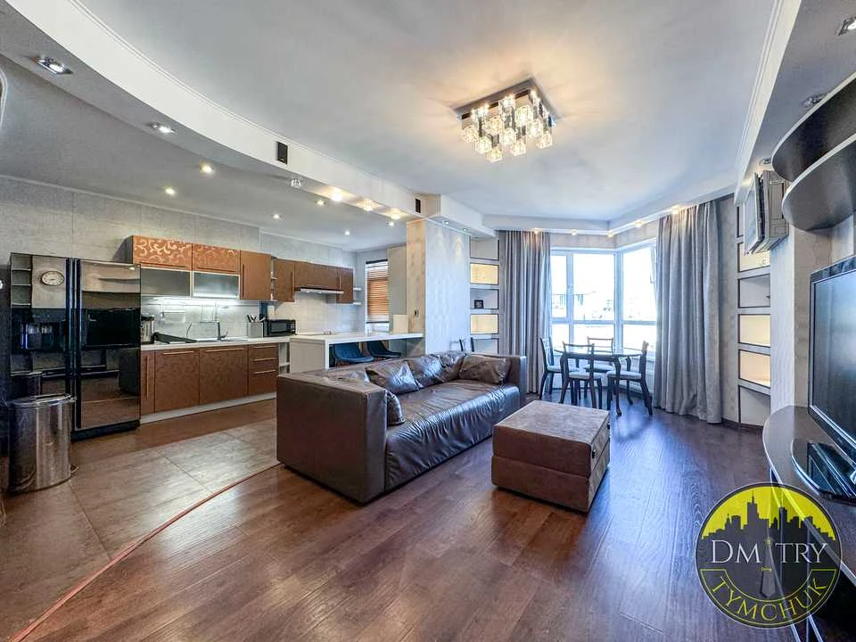 3-room apartment. Kyiv, Oleksandra Misyugy St.