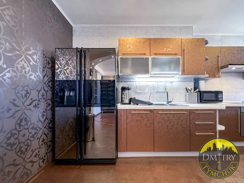 3-room apartment. Kyiv, Oleksandra Misyugy St.