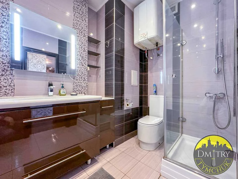 3-room apartment. Kyiv, Oleksandra Misyugy St.