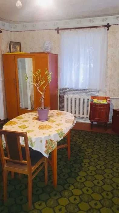 Продам дом Диевка-1, три комнаты, газовое отопление, мебель