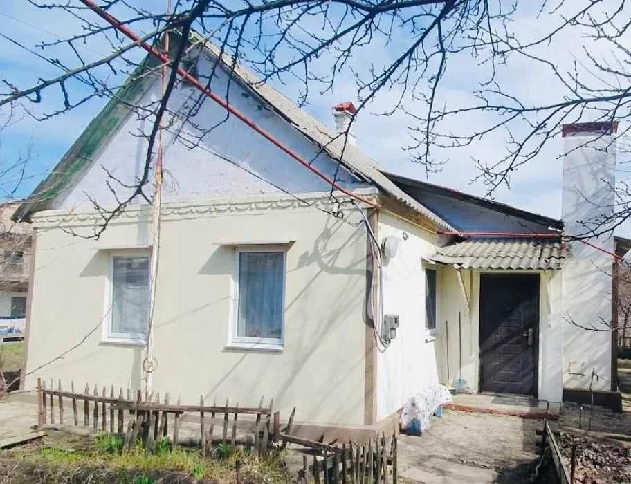 Продам дом Диевка-1, три комнаты, газовое отопление, мебель