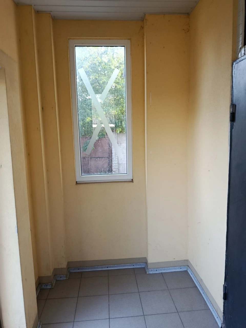 Sale of 1/2 of a house, Eastern Street