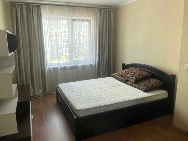 Apartment. Kyiv, Boris Hmyri St.