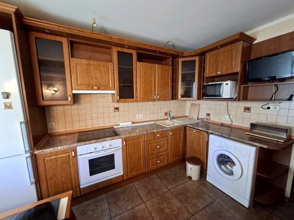 3-room apartment. Kyiv, Miloislavska St.