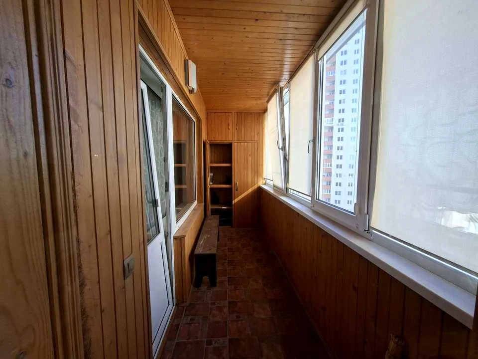 3-room apartment. Kyiv, Miloislavska St.