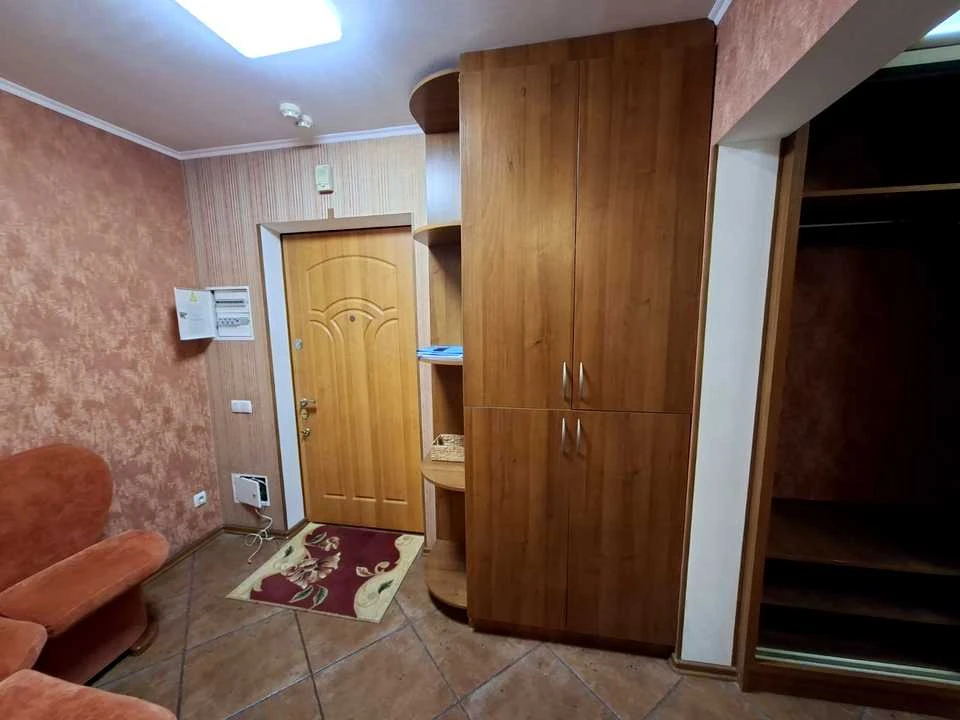 3-room apartment. Kyiv, Miloislavska St.