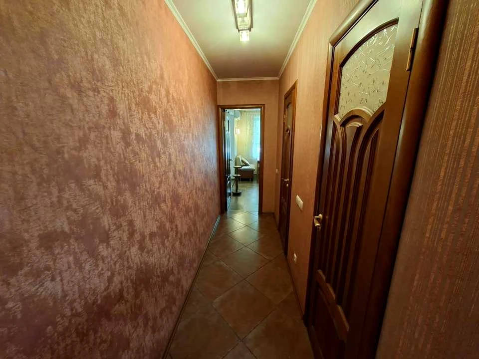 3-room apartment. Kyiv, Miloislavska St.
