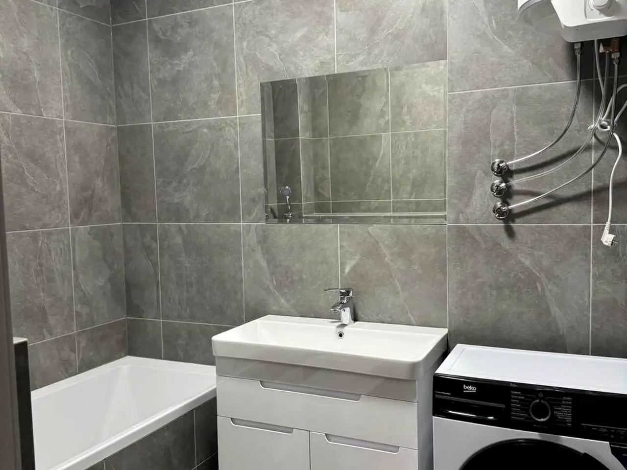 Оренда квартири 1-кімн. 40 м² 10/25 пов.