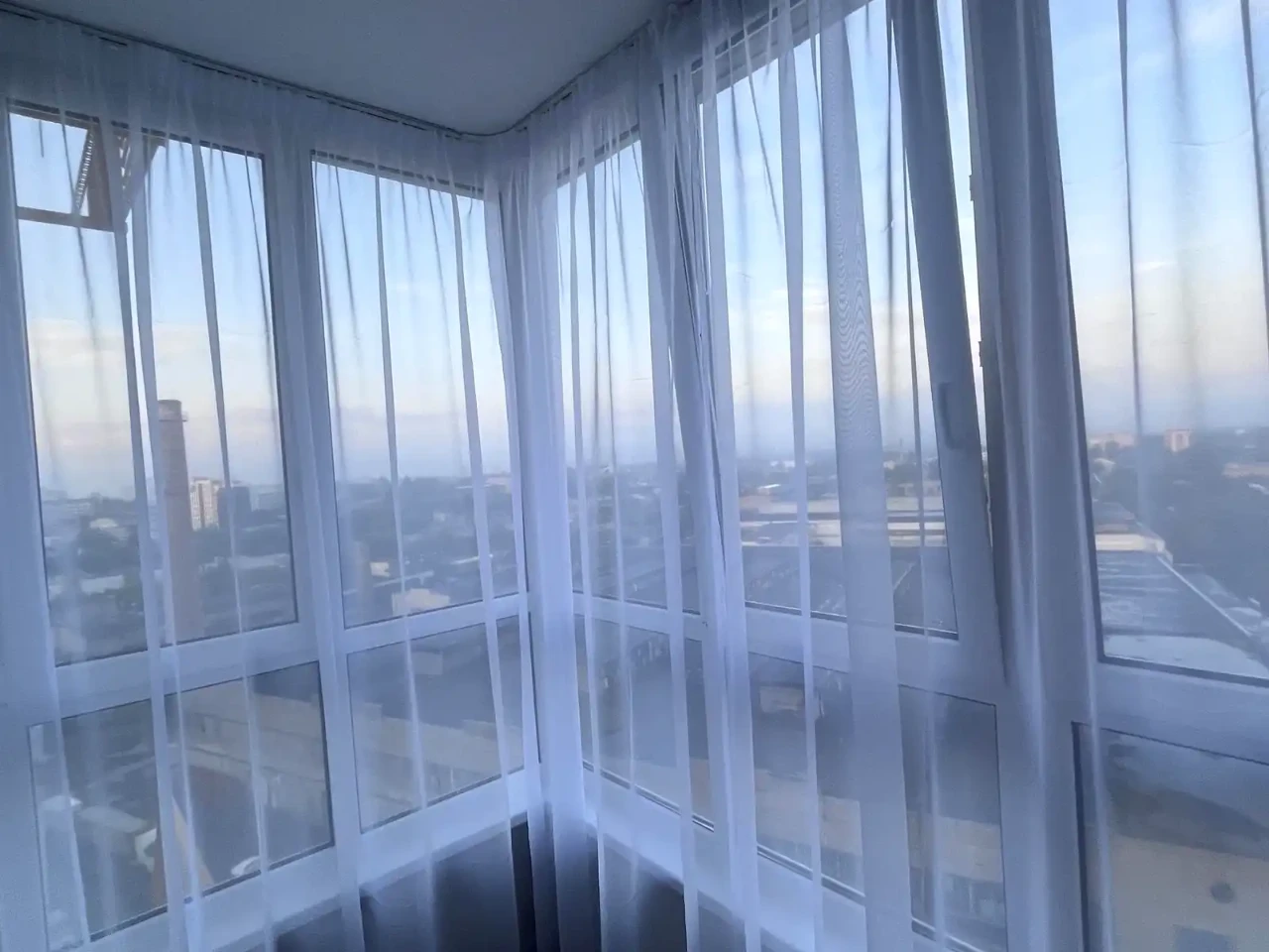 Оренда квартири 2-кімн. 53 м² 14/17 пов.