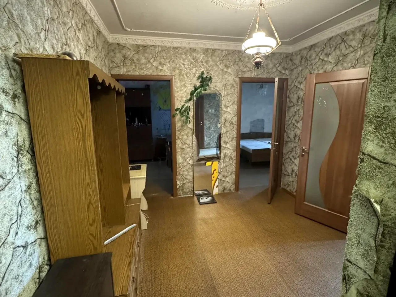 Продаж квартири 3-кімн. 71.6 м² 4/15 пов.