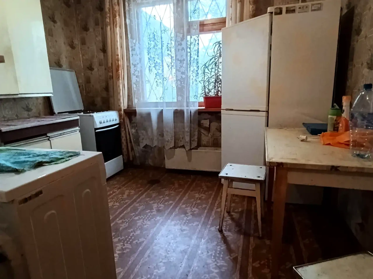 Продаж квартири 3-кімн. 76.5 м² 1/16 пов.
