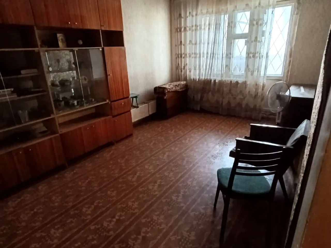 Продаж квартири 3-кімн. 76.5 м² 1/16 пов.