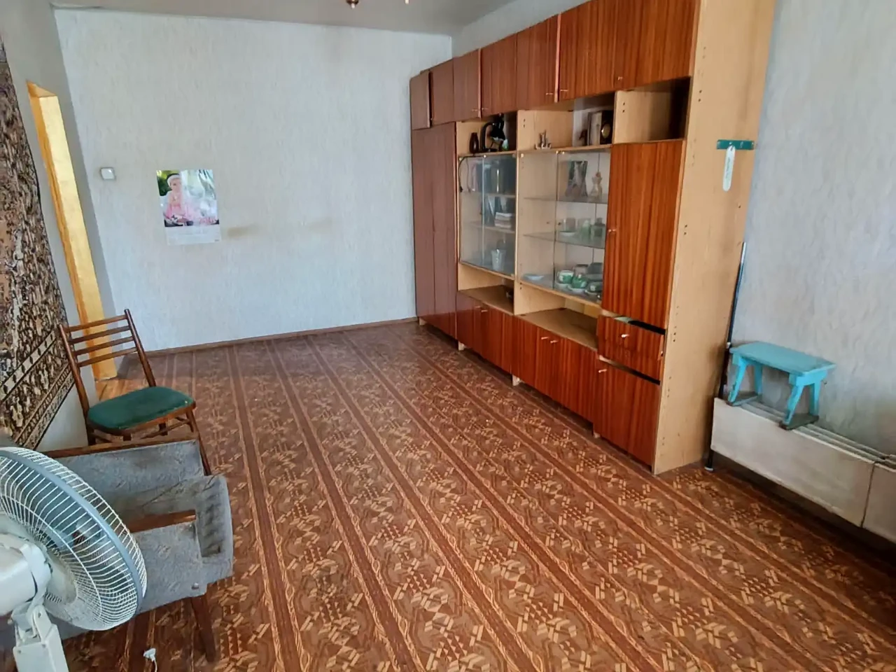 Продаж квартири 3-кімн. 76.5 м² 1/16 пов.