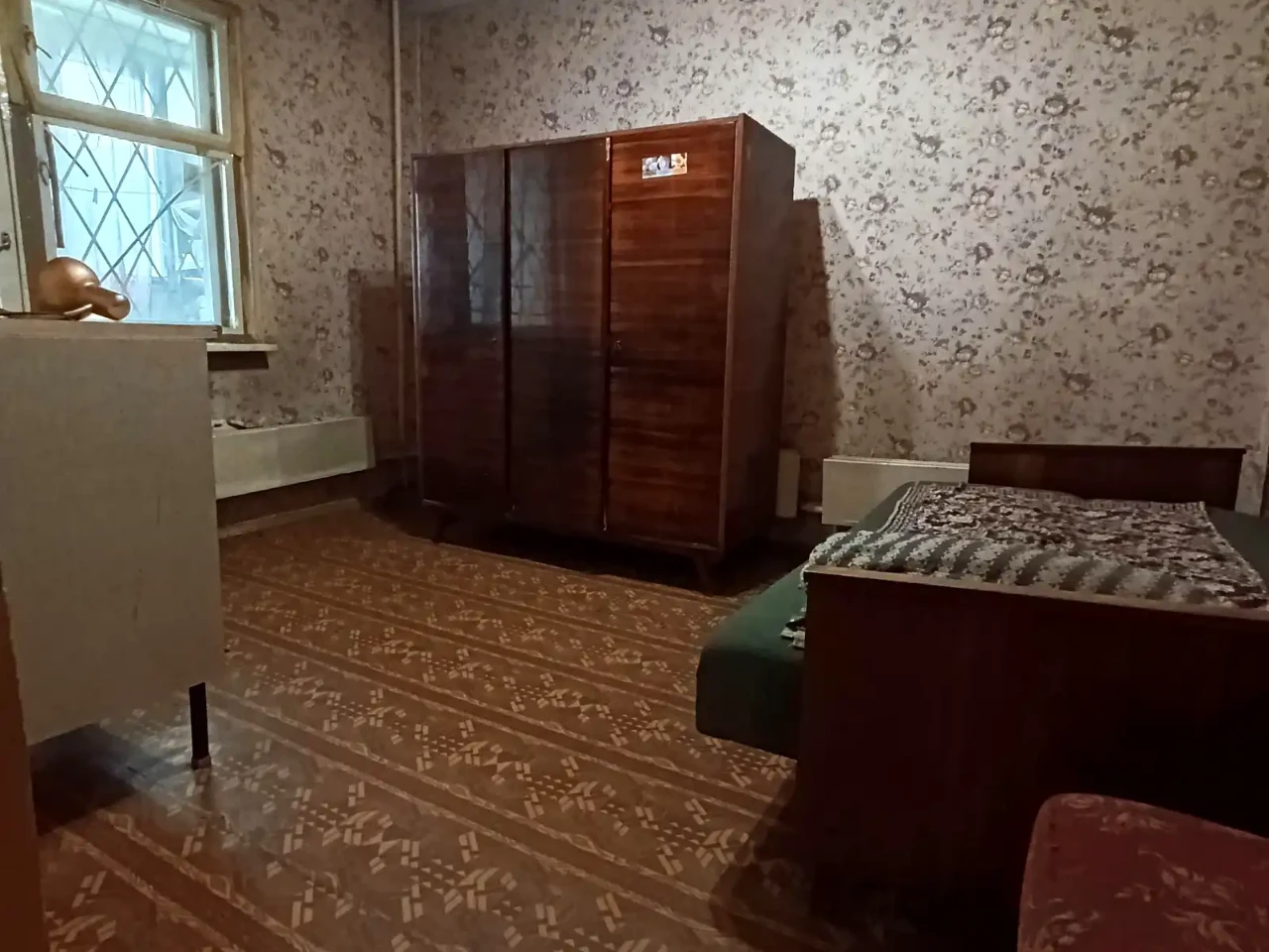 Продаж квартири 3-кімн. 76.5 м² 1/16 пов.