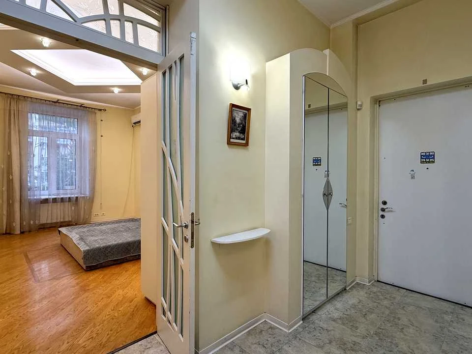 Apartment. Odessa, French Boulevard.