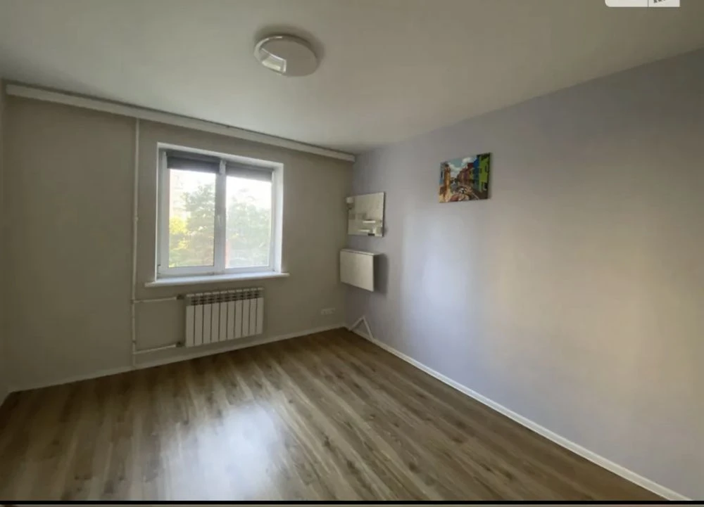 For Sale 1-room Apartment. Renovated. Furniture. Appliances.