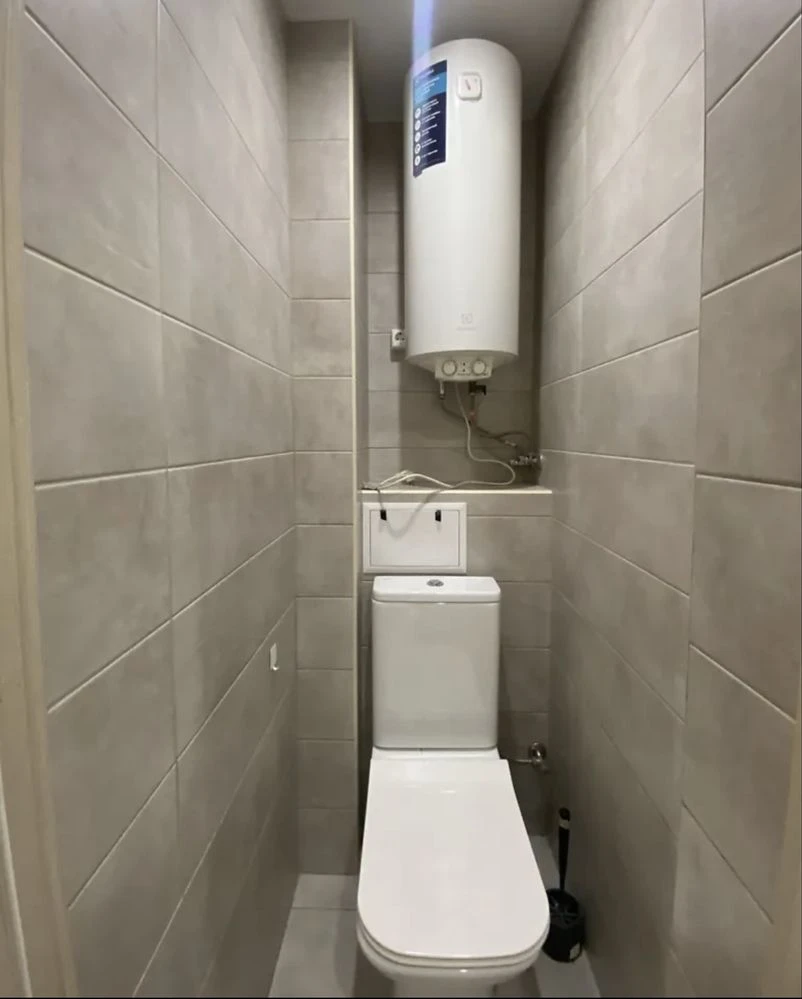 For Sale 1-room Apartment. Renovated. Furniture. Appliances.