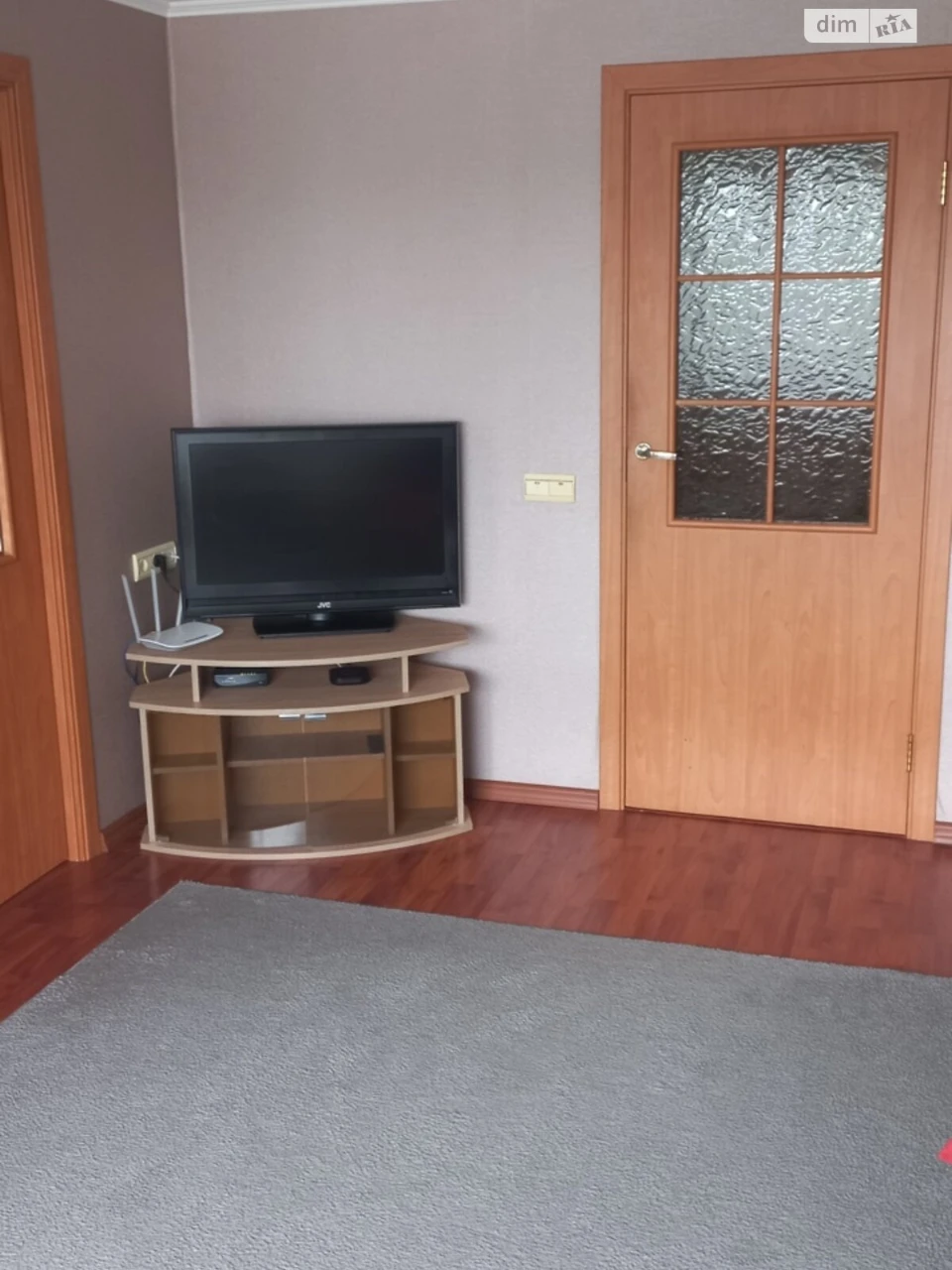 Sale of Apartment on Voskresenka Street