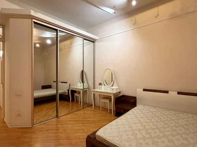 Apartment. French Boulevard, Odessa.