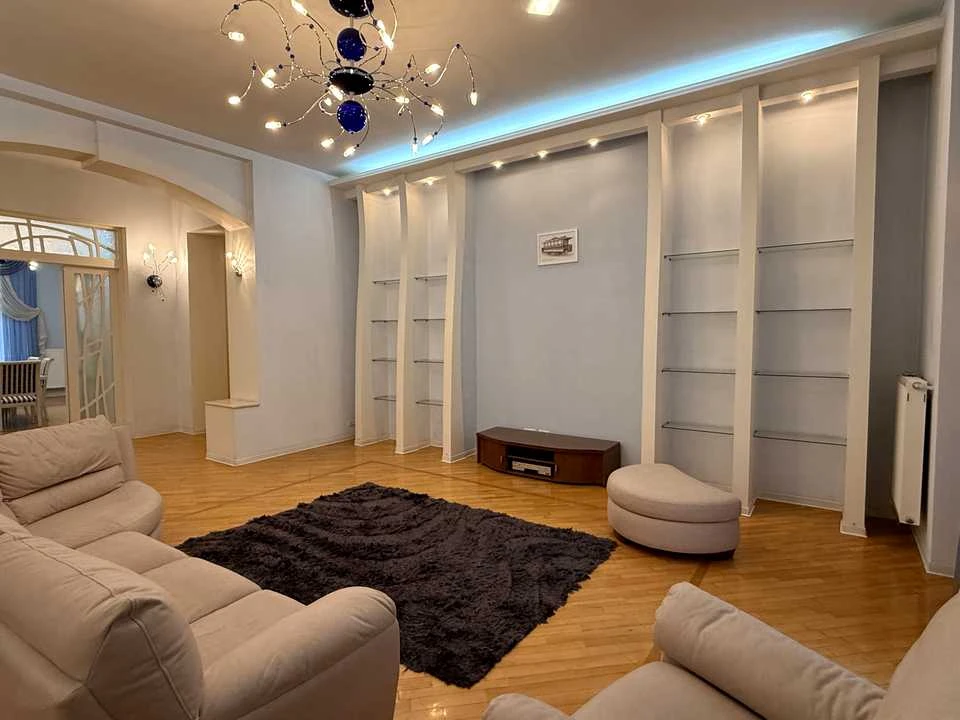 Apartment. French Boulevard, Odessa.