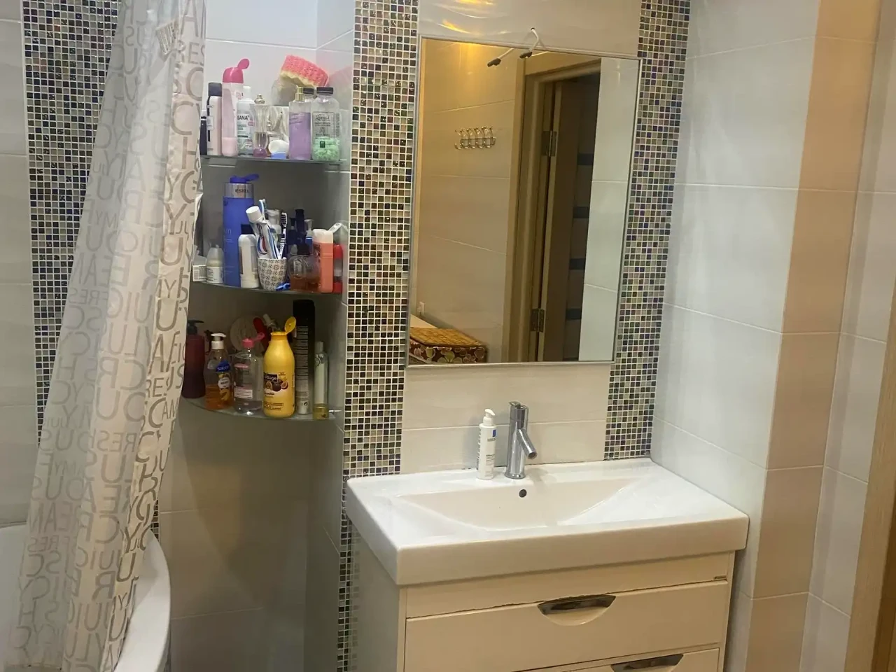 Сдается квартира, 2 комнаты, 68 м², 13/21 этаж