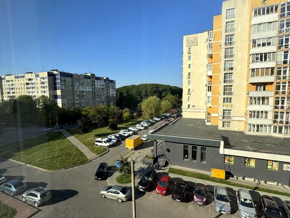 Квартира. Львів, проспект Червоної Калини