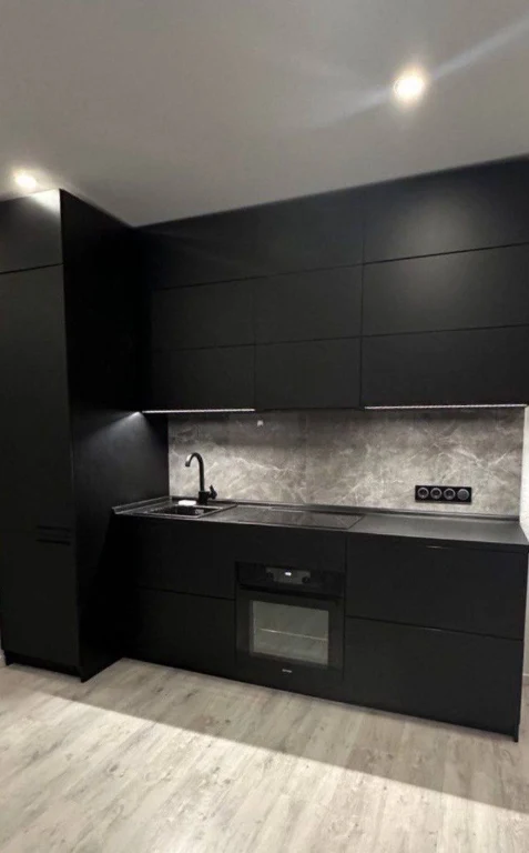 For Sale: 1-room apartment in the residential complex Akademmistechko Sovin