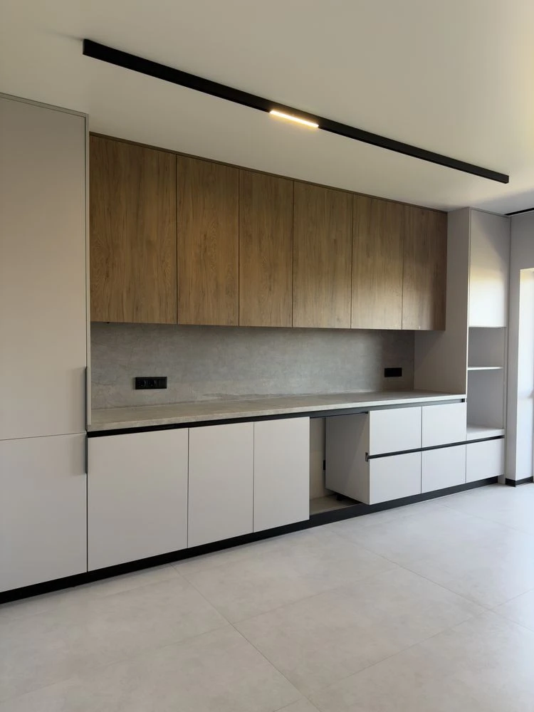Продаж 3 кімнатної квартири 80 м2
