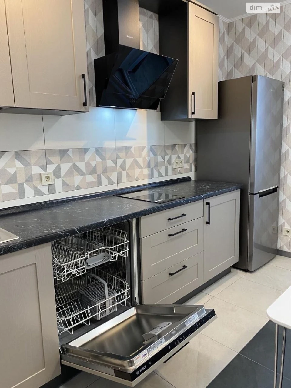 Long-Term Rental Apartment, Solomyans'kyi