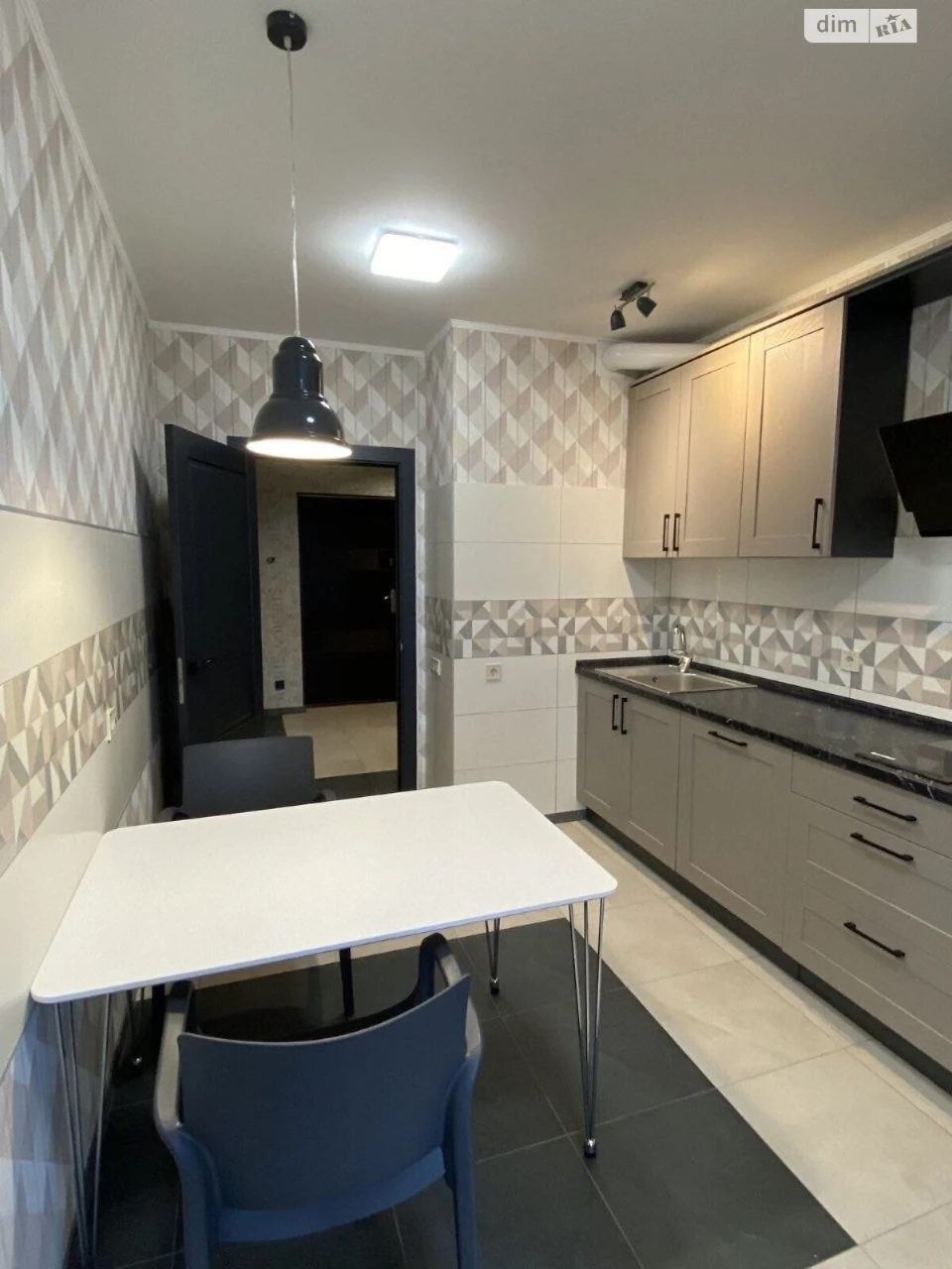 Long-Term Rental Apartment, Solomyans'kyi
