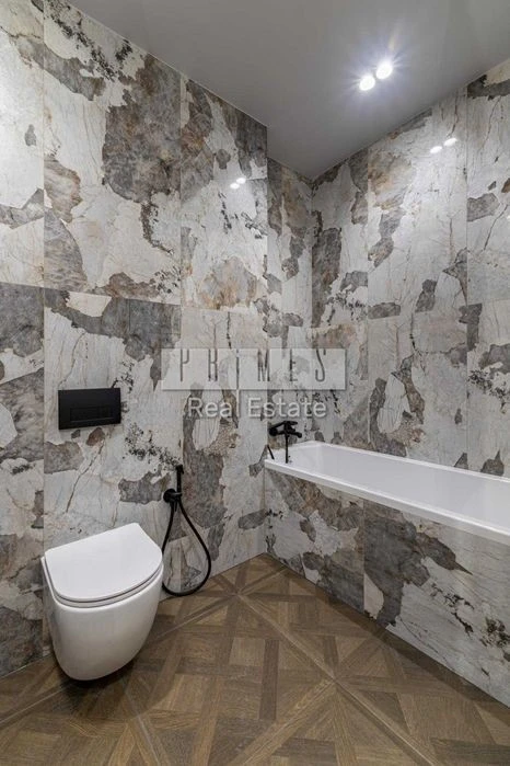 apartment for sale Pechersk near the French Quarter 6th floor