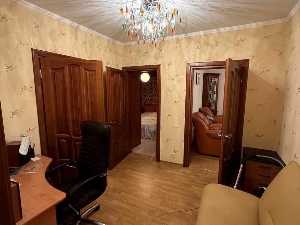Apartment. Kyiv, Volodymyr Iasiuka Street.