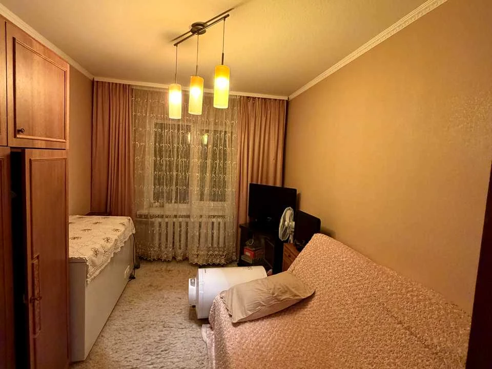 Apartment. Kyiv, Volodymyr Iasiuka Street.