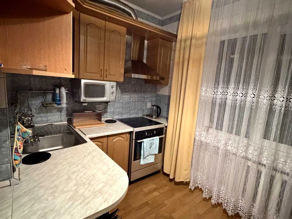Apartment. Kyiv, Volodymyr Iasiuka Street.