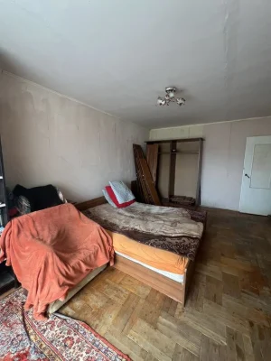 Продаж трикімнатної квартири Ужгород