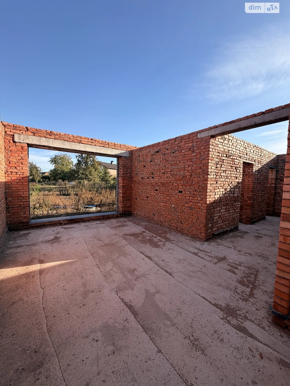 Sale of a House in Buchma
