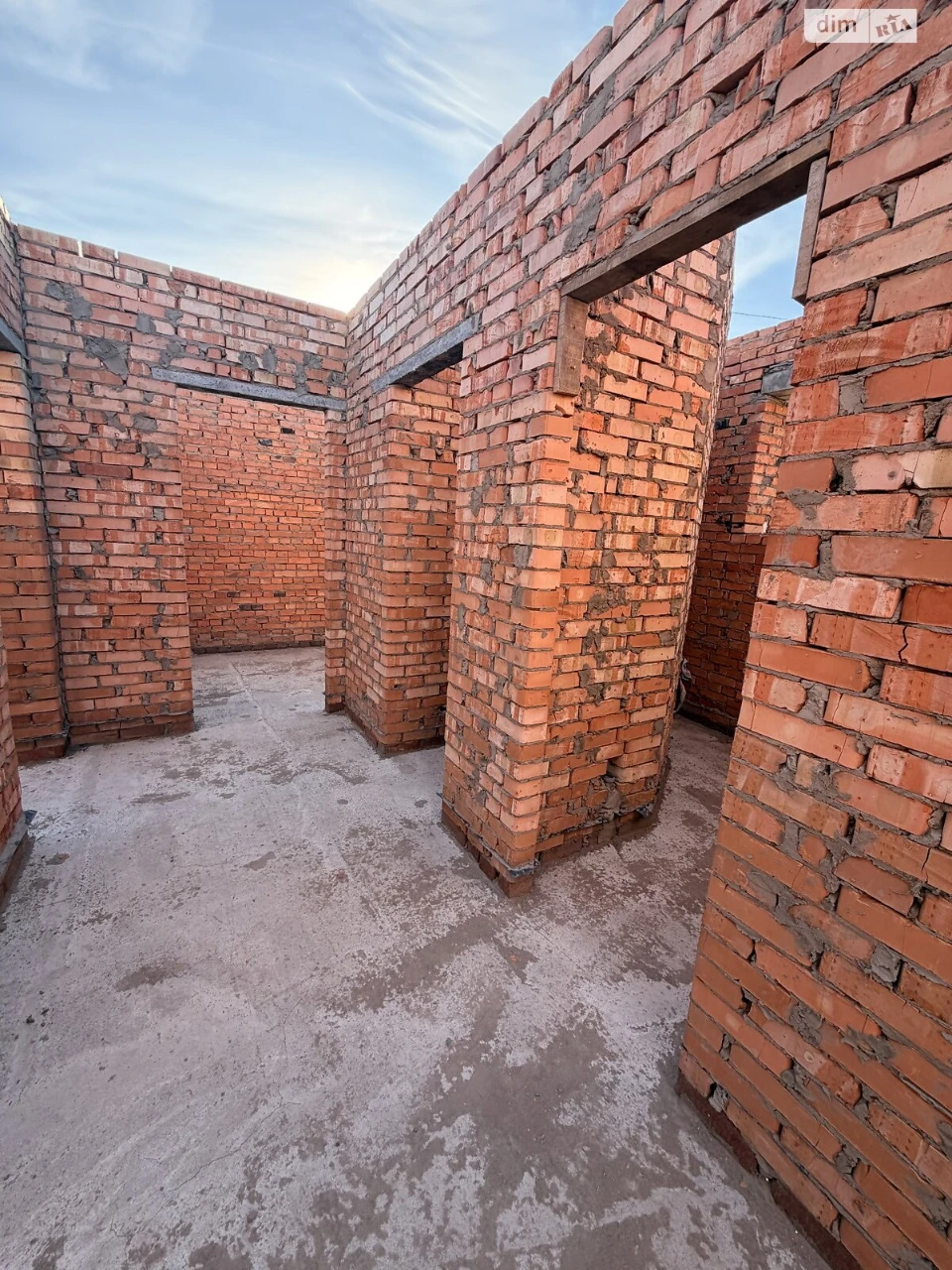 Sale of a House in Buchma