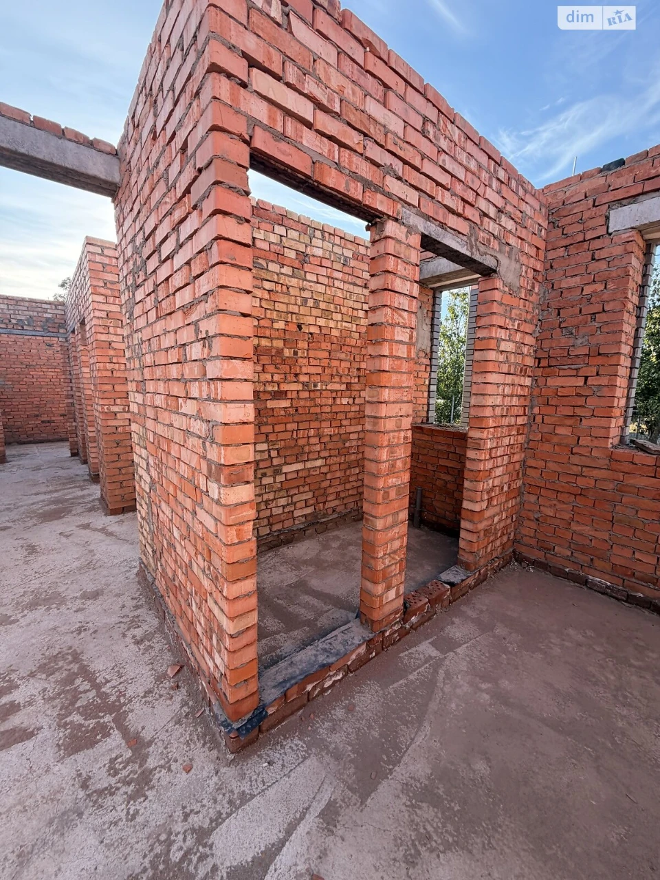 Sale of a House in Buchma